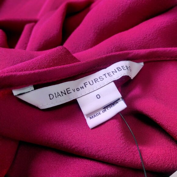 Diane Von Furstenburg Women's Size 0 Damian Raspberry Silk Long Sleeve Dress - Picture 2 of 8